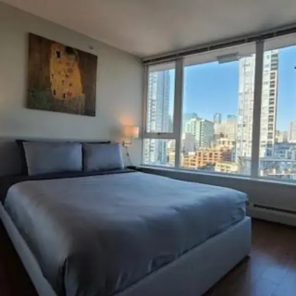 Charming Abode Downtown Vancouver | hotel Vancouver | Trivago