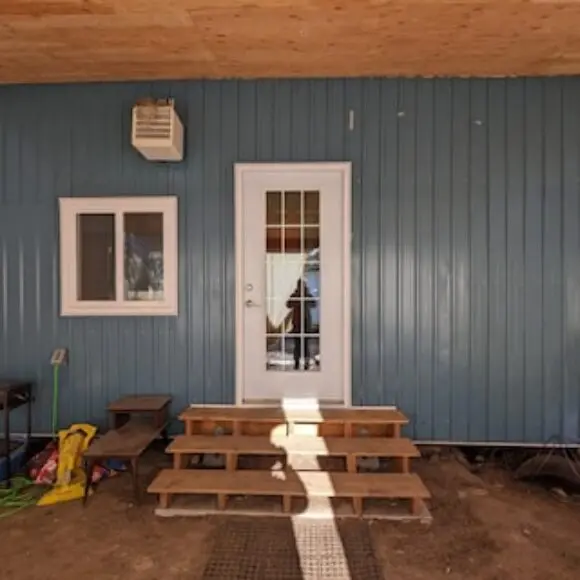 Sleep With Alpacas In Port Hope An Hour Away From Toronto | hotel Toronto | Trivago