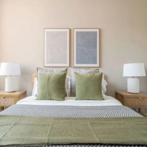 Midtown Manhattan Apartment With 2br 2bth Steps To Times Square | hotel New York City | Trivago