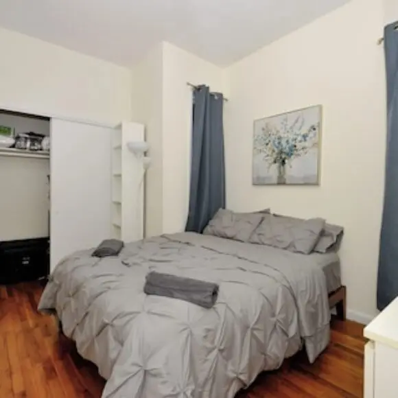 Elegant 2-Bedroom in UES! Near NYC’s Top Museums! | hotel New York City | Trivago