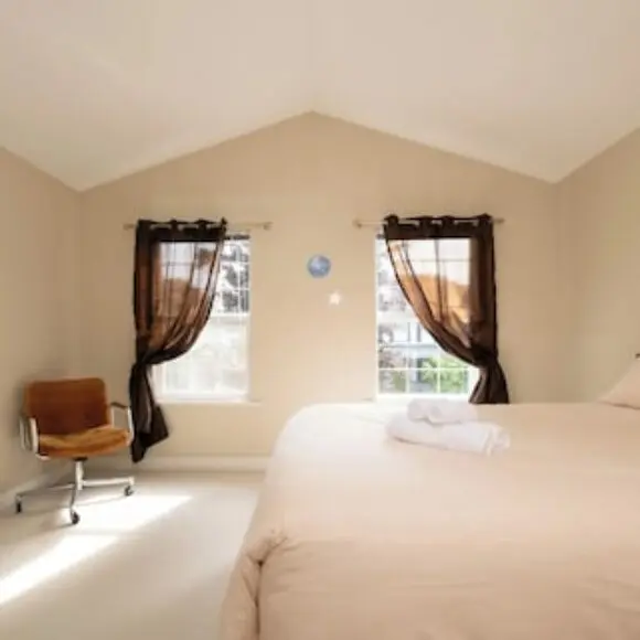 3BR 2BA Surrey Home | Quiet & Convenient | hotel Vancouver | Trivago