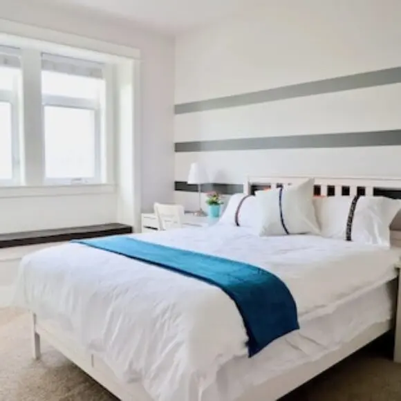 Vancouver West Cozy Retreat by Host Launch | hotel Vancouver | Trivago