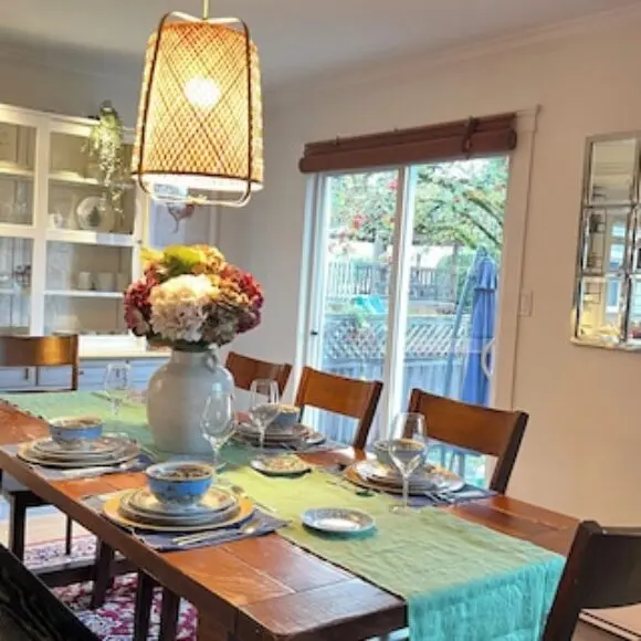 LF Guesthouse – Calm Mornings Cozy Nights! | hotel Vancouver | Trivago